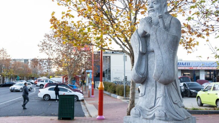 堪培拉警方急寻持刀抢劫案和Dickson少年袭击案目击者