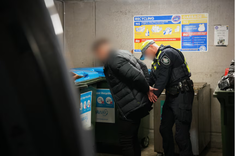 ACT警务使用武力审查：监察专员指“非专业行为”致局势升级，警方承诺改进