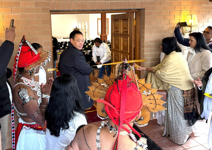 佛门盛事：李复新博士为堪培拉新建斯里兰卡佛寺开光大典剪彩