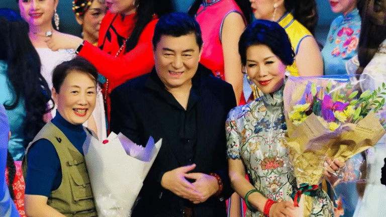 雅芬亮相《落雨大》歌舞史诗《故乡是北京》勾起无尽乡愁